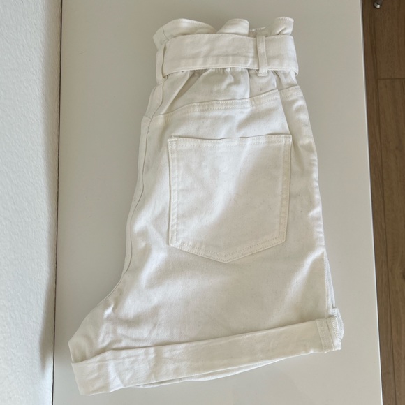 H&M Denim Paper Bag Shorts - Picture 4 of 7